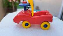 Carrinho com bozina e mudanças para crianças
