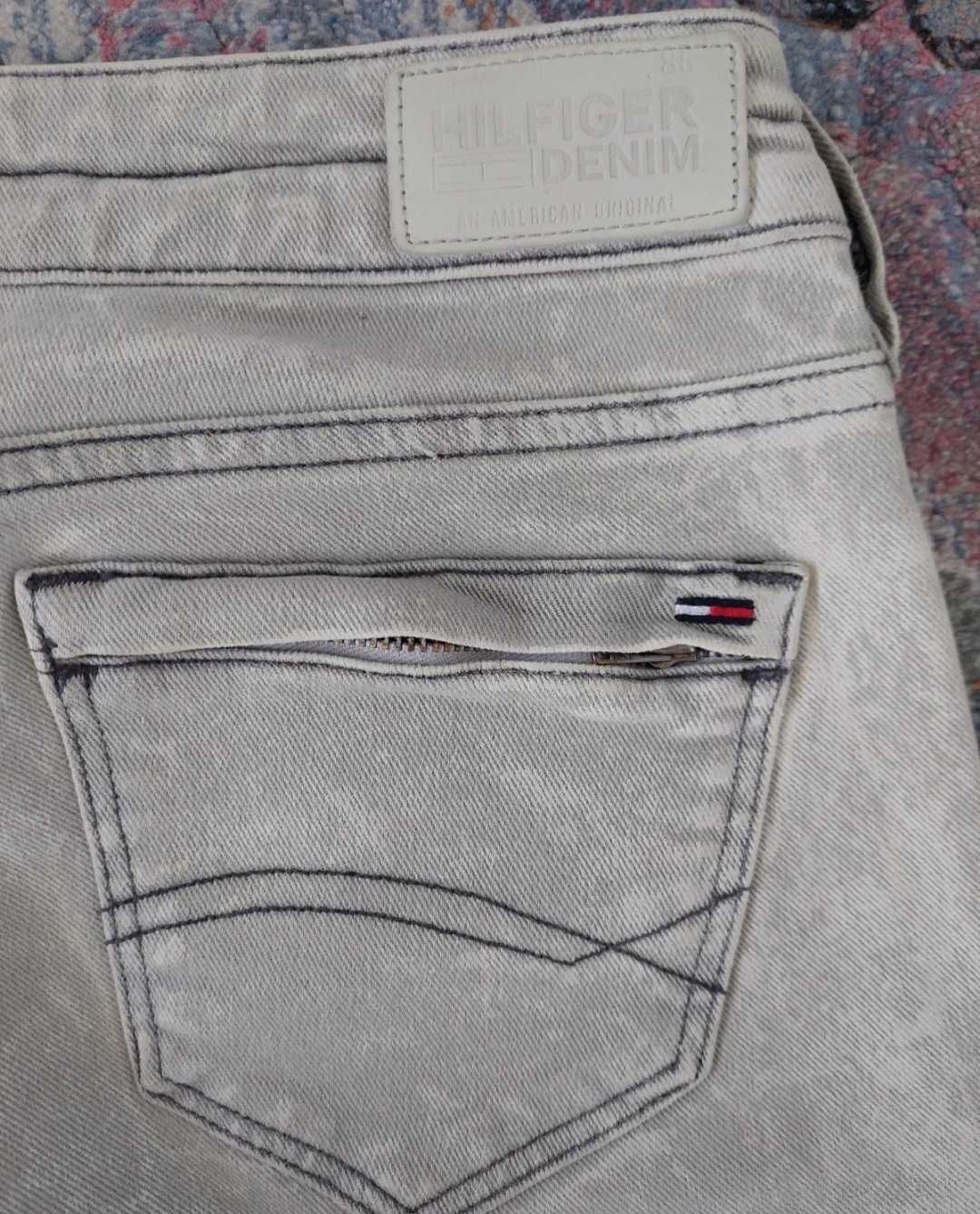 Nowe spodnie Tommy Hilfiger