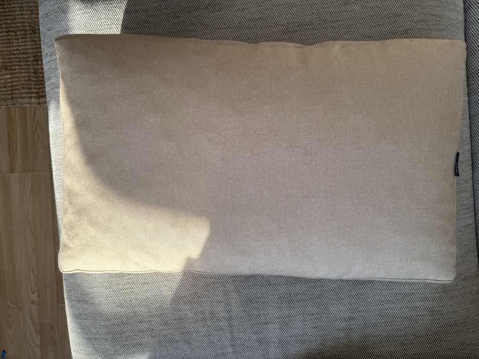 Poduszka Ampo stan jak nowa jasny brąz, beż