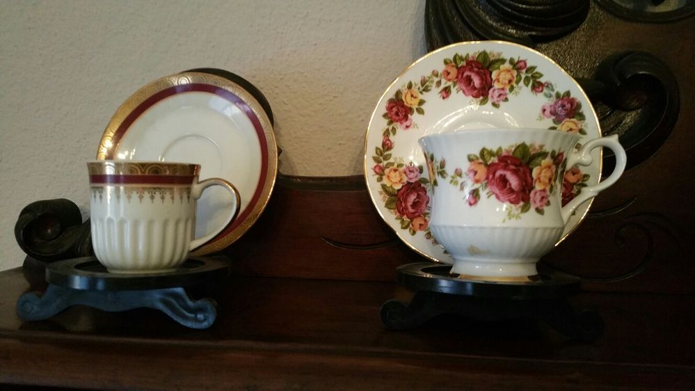 Chávenas e pratos colecção