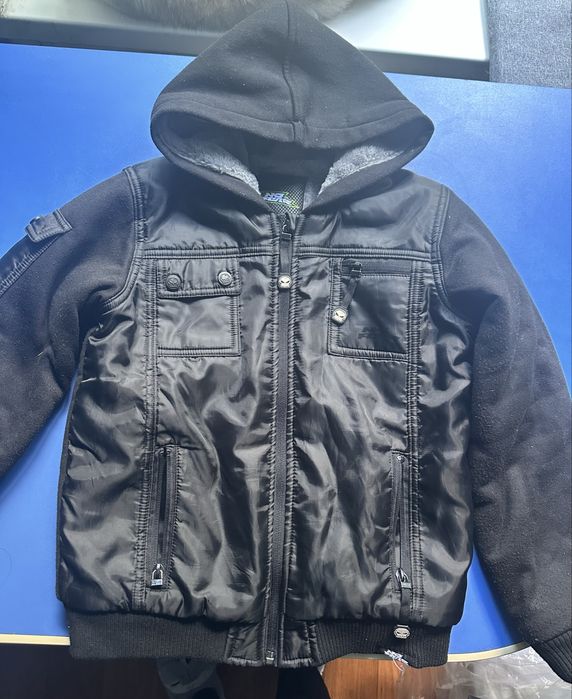 Кофта - куртка дитяча (розмір 152)