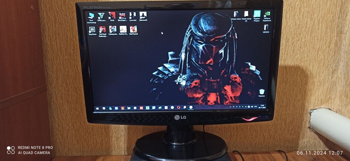 Монітор LG 19'' VGA.