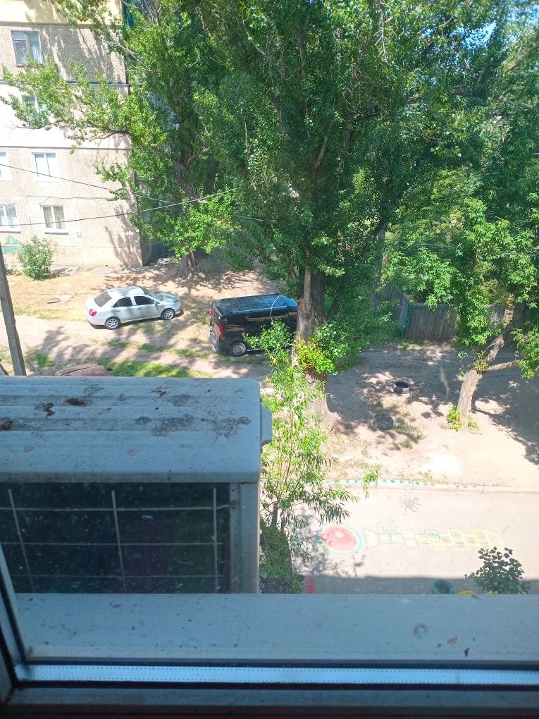 Продам 3 -х комнатную квартиру на Всебратском(В.г-35)