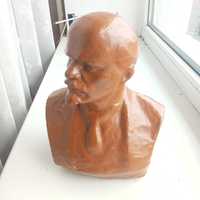 Скульптура Ленина