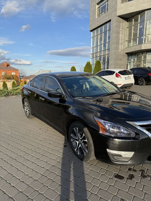 Nissan Altima 2015 2.5 бензин
