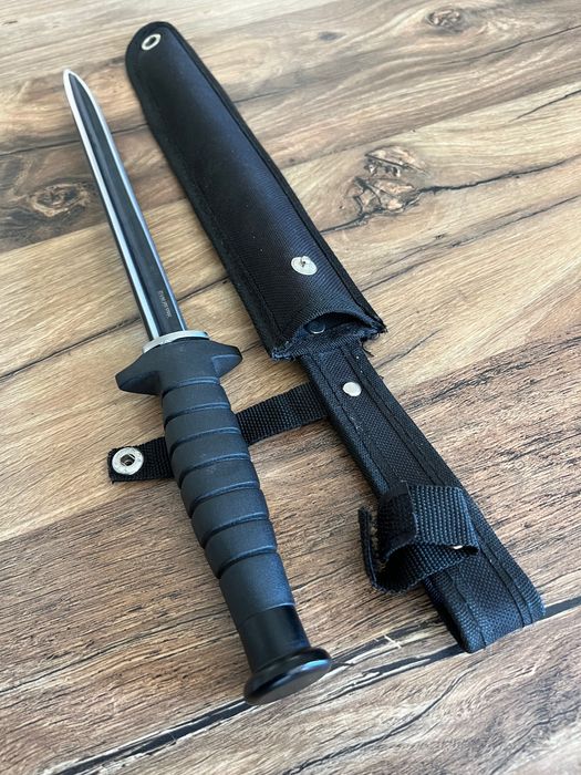 Nóż trójgraniasty, niezwykle rzadki okaz - NOWY !