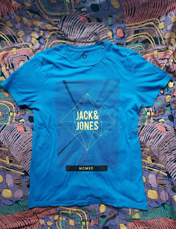 футболка jack Jones diesel оригінал 

Размер: L по факту піде на M ...