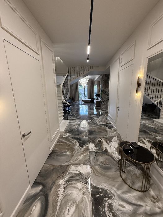 Продаж Елітного Будинку-Дуплекса з ремонтом в центрі міста Чернівці