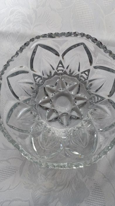 Кришталева миска для салату або печива, цукерок, горіхів