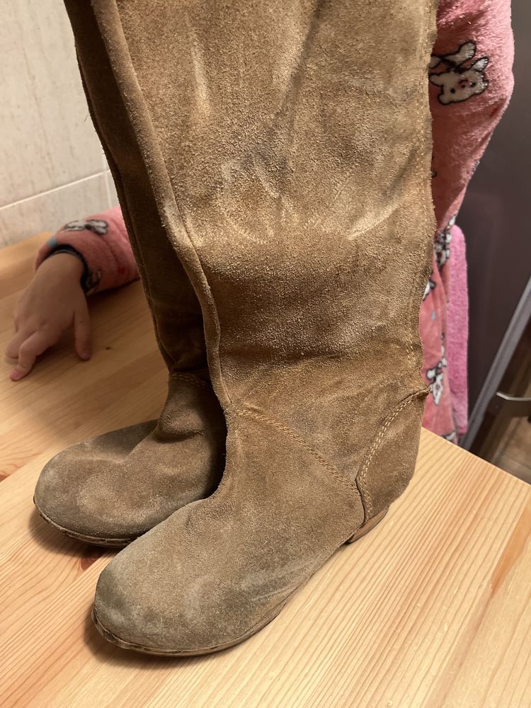 Vendo botas Xuz cor camel cano alto em camurça 35/36