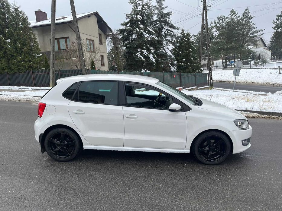 VW Polo 5 Drzwi 2011 rok 1.6 TDi Klimatronic Tempomat Grzane fotele
