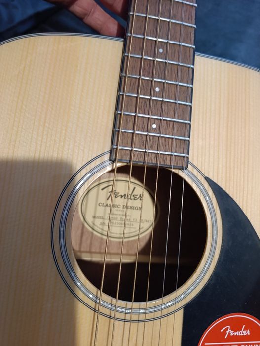 Продам Фендер,лежить без діла,стан нової.