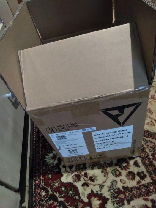 Продам зарядну станцiю Bluetti eb 3a 220 вольт