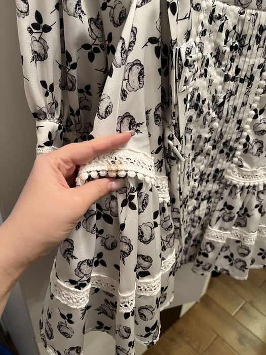 Жіноча сукня в ідеальному стані