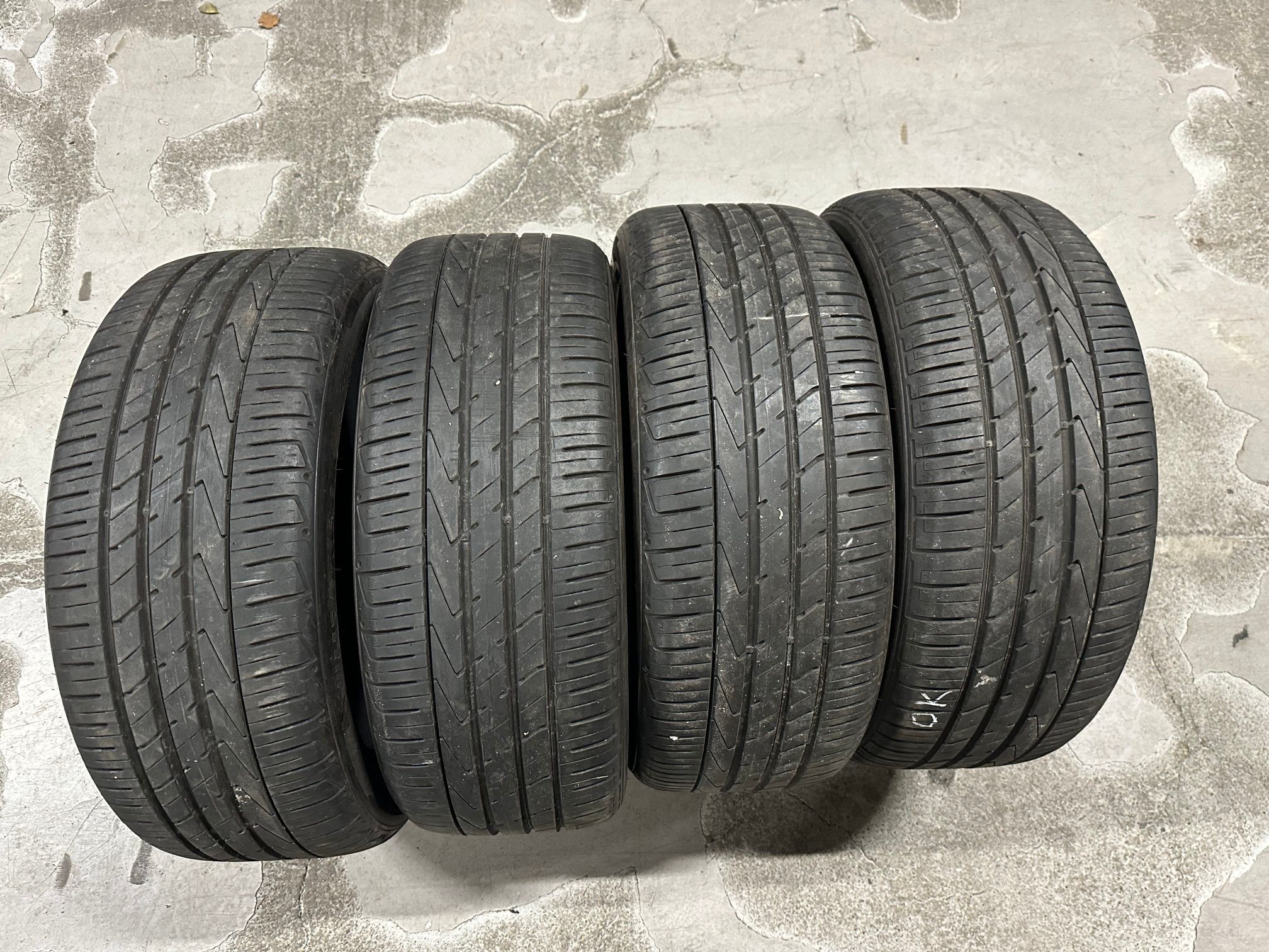 Opony Hankook ventus S1 evo2 SUV - 235/50/19