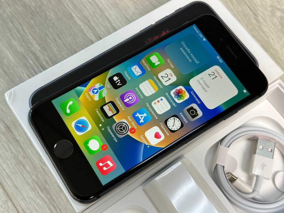 Apple iPhone 8 - 64GB Space Gray Neverlock ІДЕАЛ 100% АКУМУЛЯТОР
