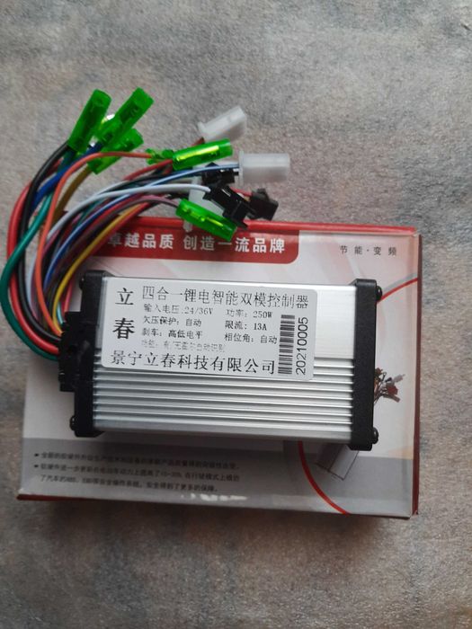 Контроллер вело,самокат  24/36 V 250 W.  36/48 V 350w. Ручка газа .