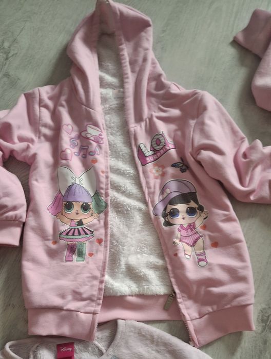 Paka ubrań Disney dla dziewczynki rozm 122/134