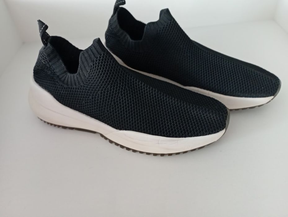 Женские кросовки Zara