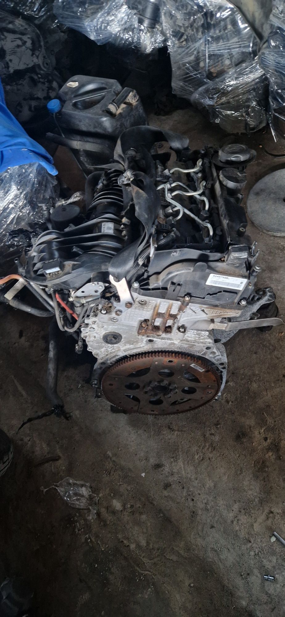 Silnik bmw n47 e90 e87 e91  e60 e61