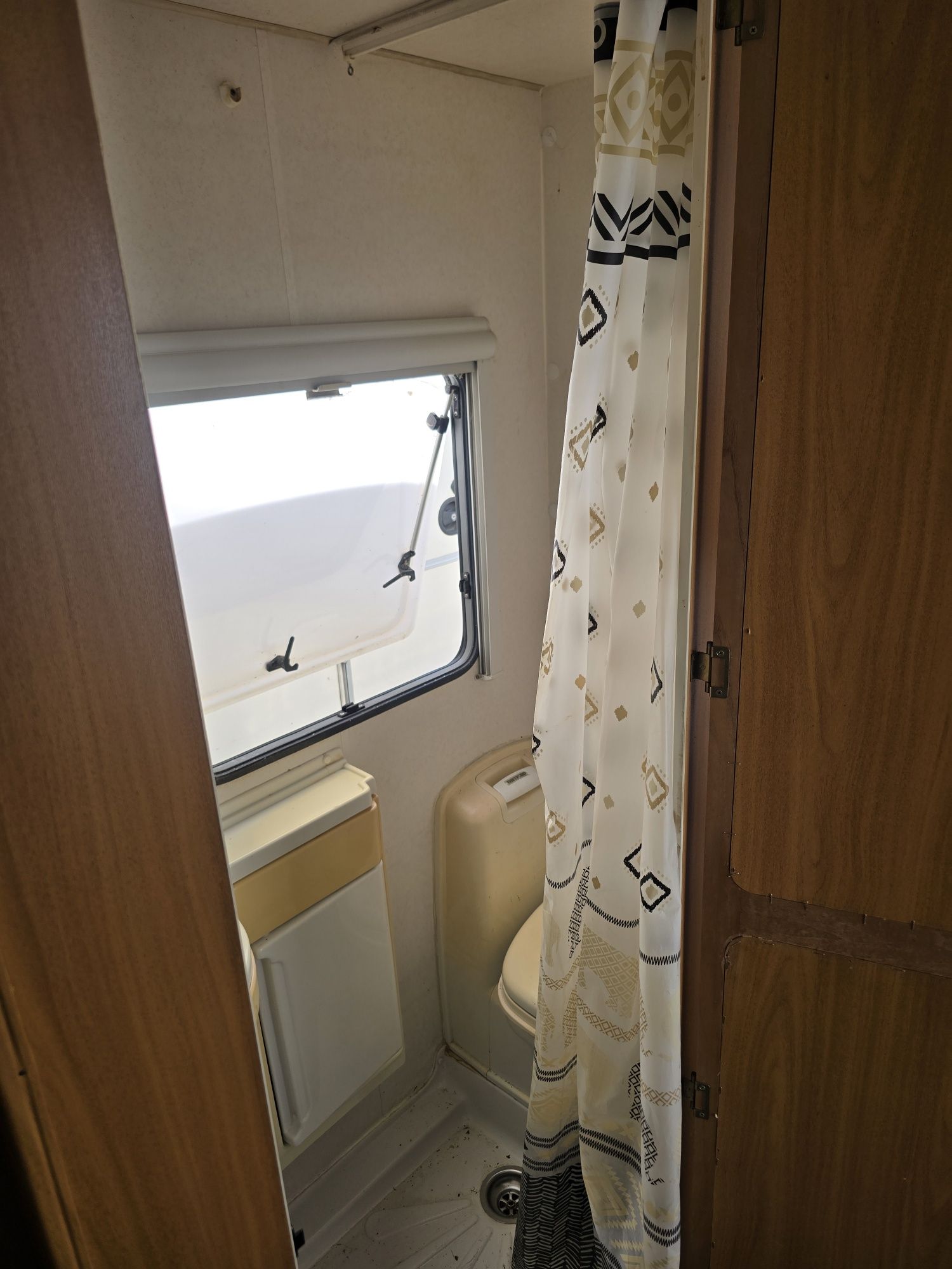 Caravana Avondale Dart 2003 (Inglesa) 6 dormidas