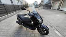 Yamaha YP-250R XMAX