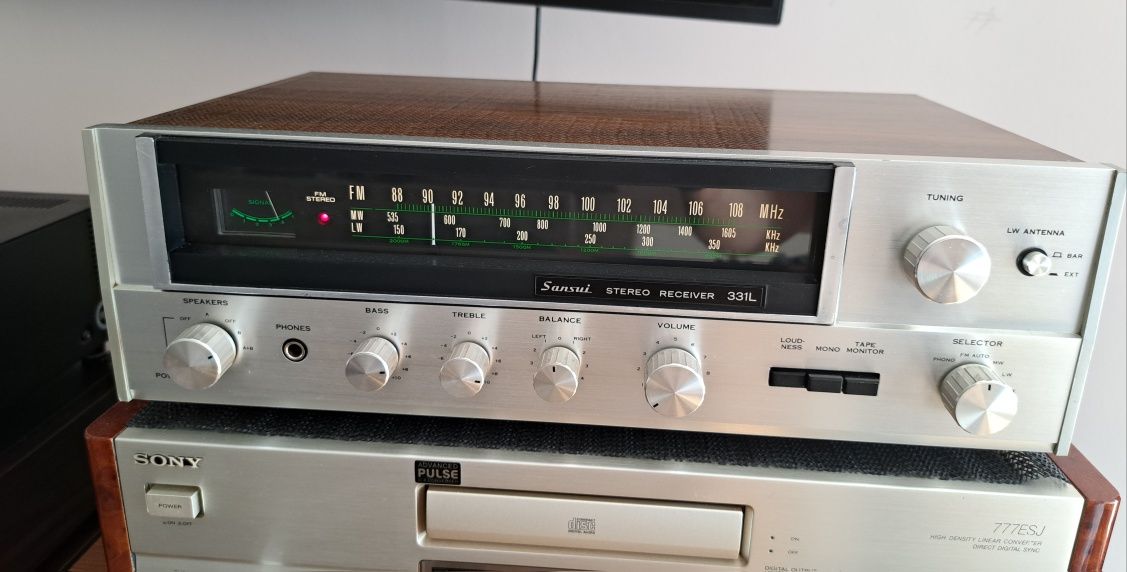 Sansui 331L amplituner