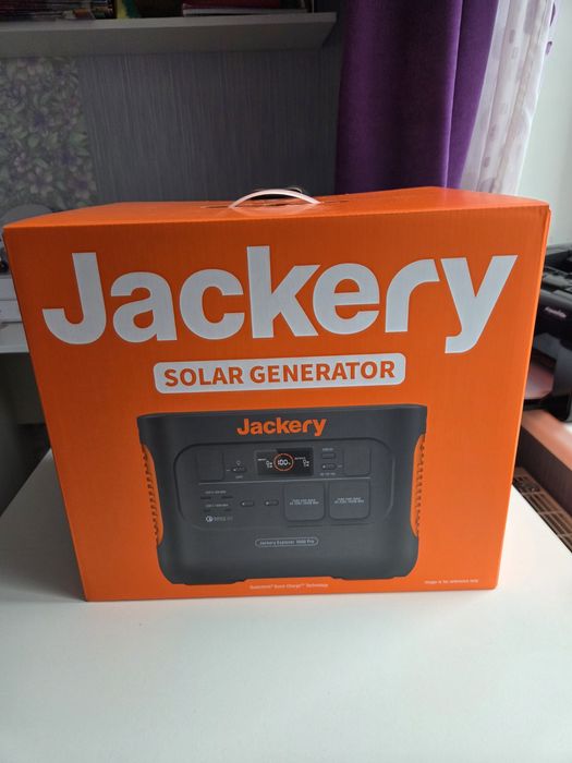 Зарядна станція Jackery Explorer 1000 Pro