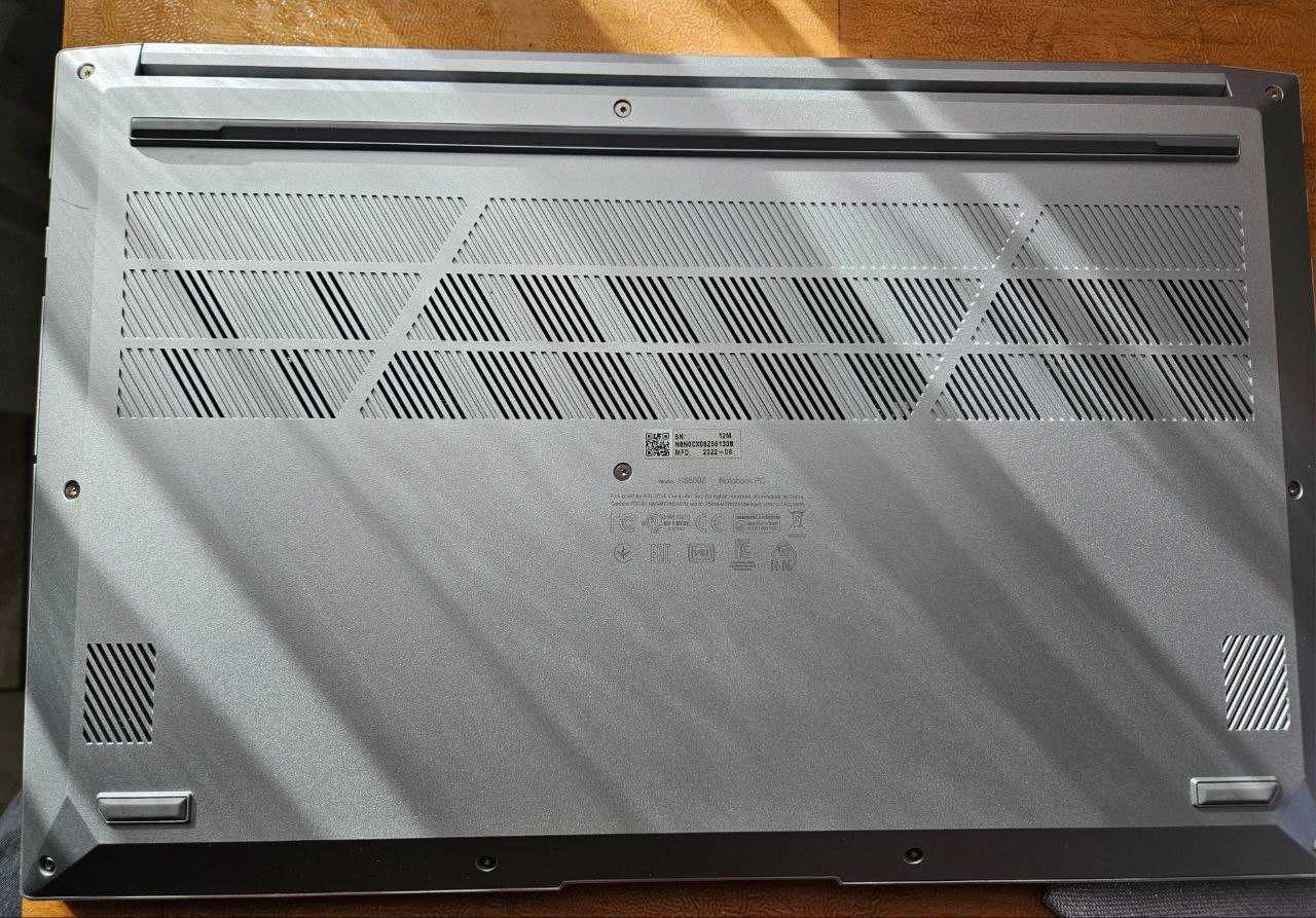 Asus Vivobook Pro 15.6 OLED i5-12500H RTX 3050 16GB RAM 1TB SSD