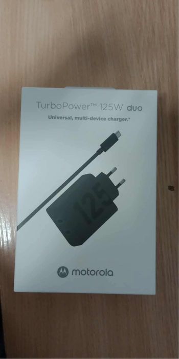 Ładowarka Motorola TURBOPOWER 125W
