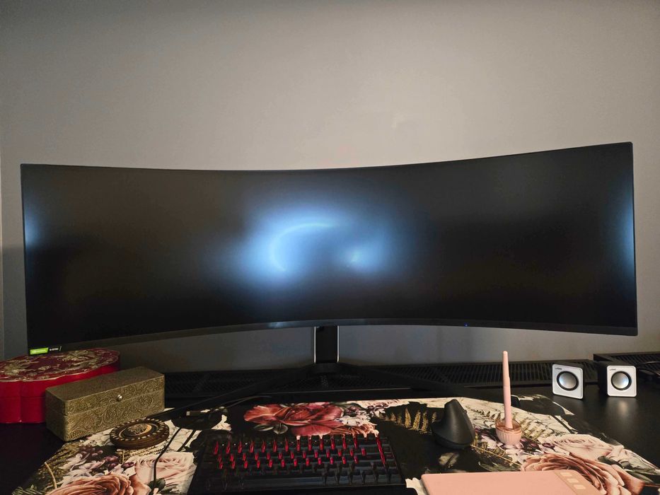 Monitor Samsung Odyssey C9 49 cali 240 fps 1ms Ultra Wide