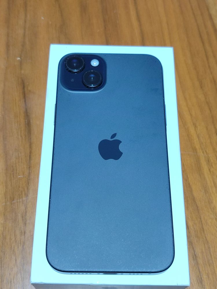 iPhone 15 plus 128gb
