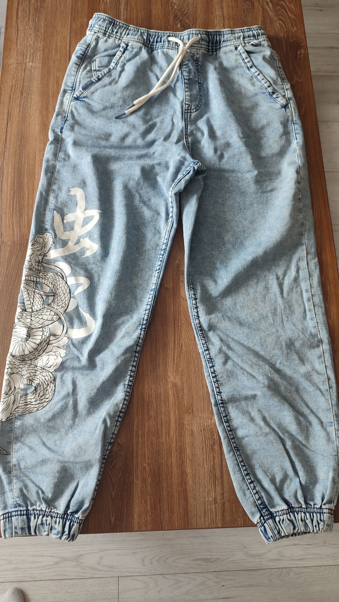 Spodnie Cropp jeans