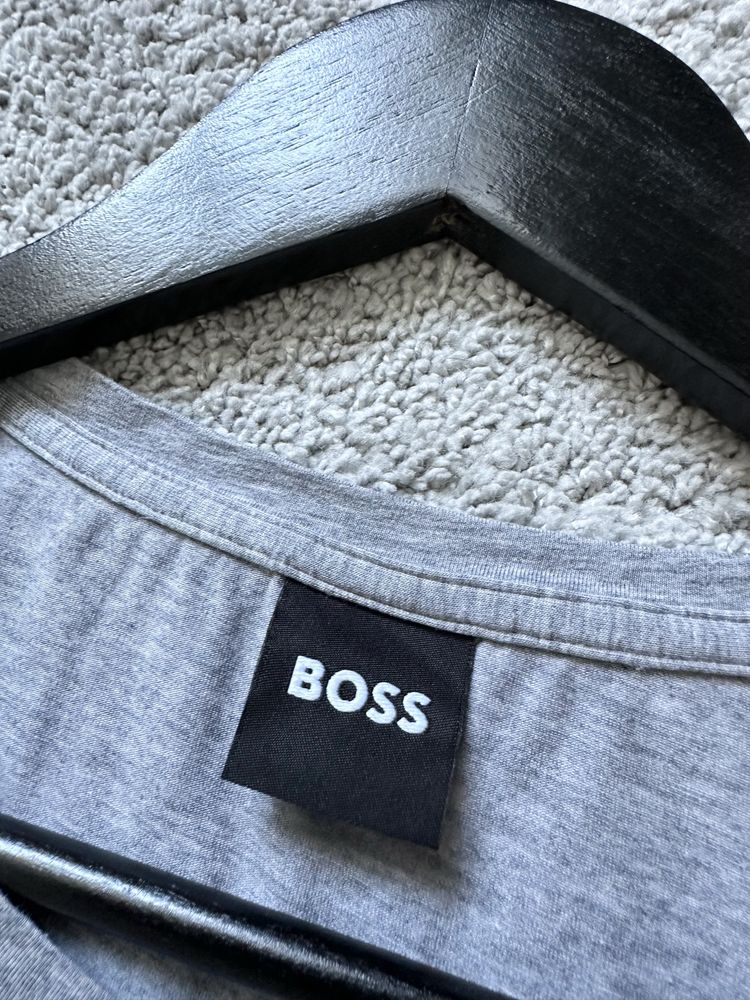 Футболка Hugo Boss чоловіча