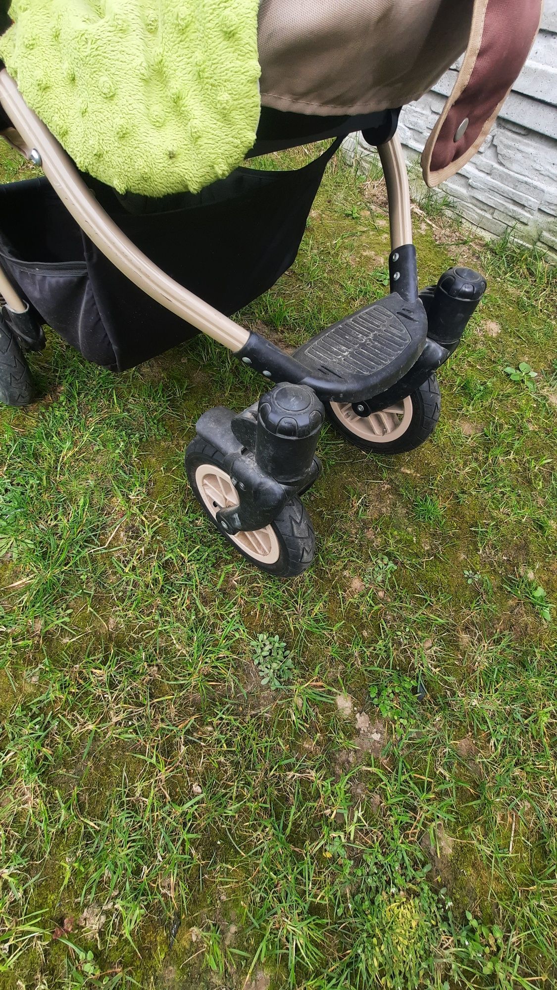 Wózek spacerówka dla dzieci beżowy waniliowy camarelo eos