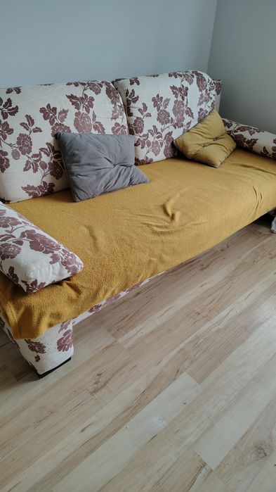 Kanapa za darmo, nie rozkladana