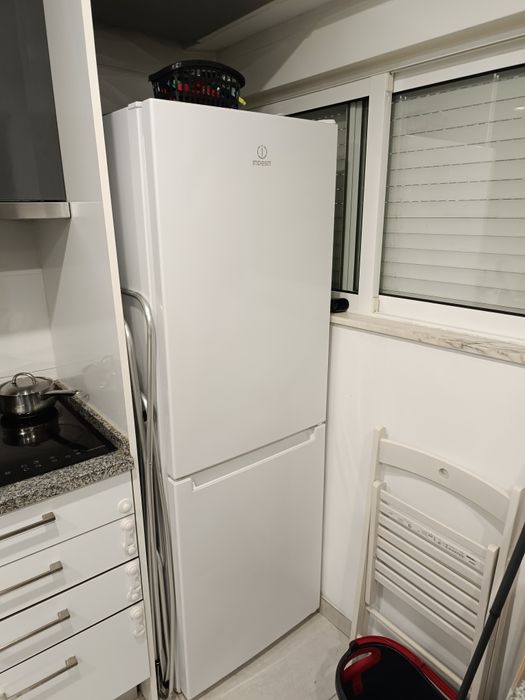 Frigorífico Indesit
