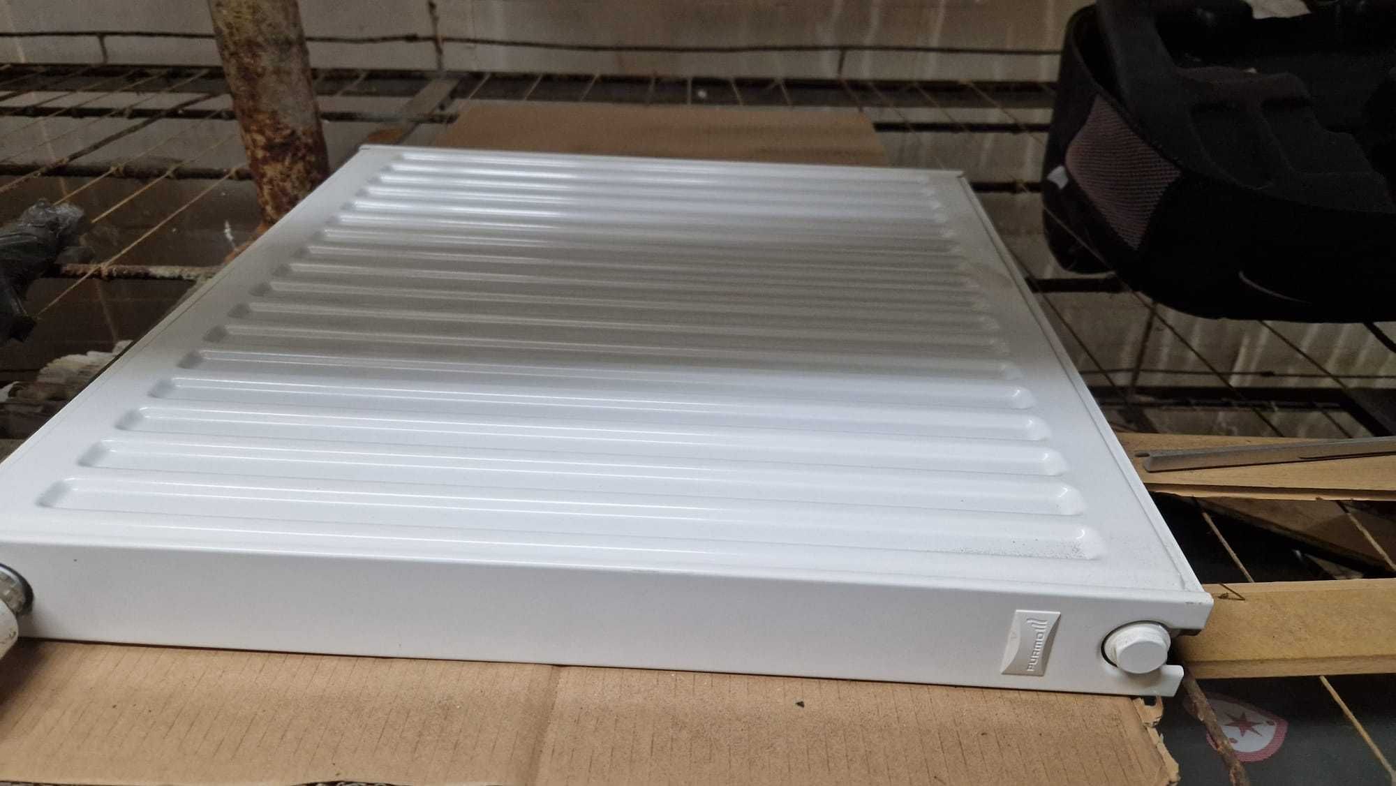 Purmo CV21 600x600x70mm przyłącze D50mm