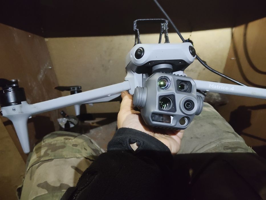 Продам квадрокоптер Matrix 4T + кейс