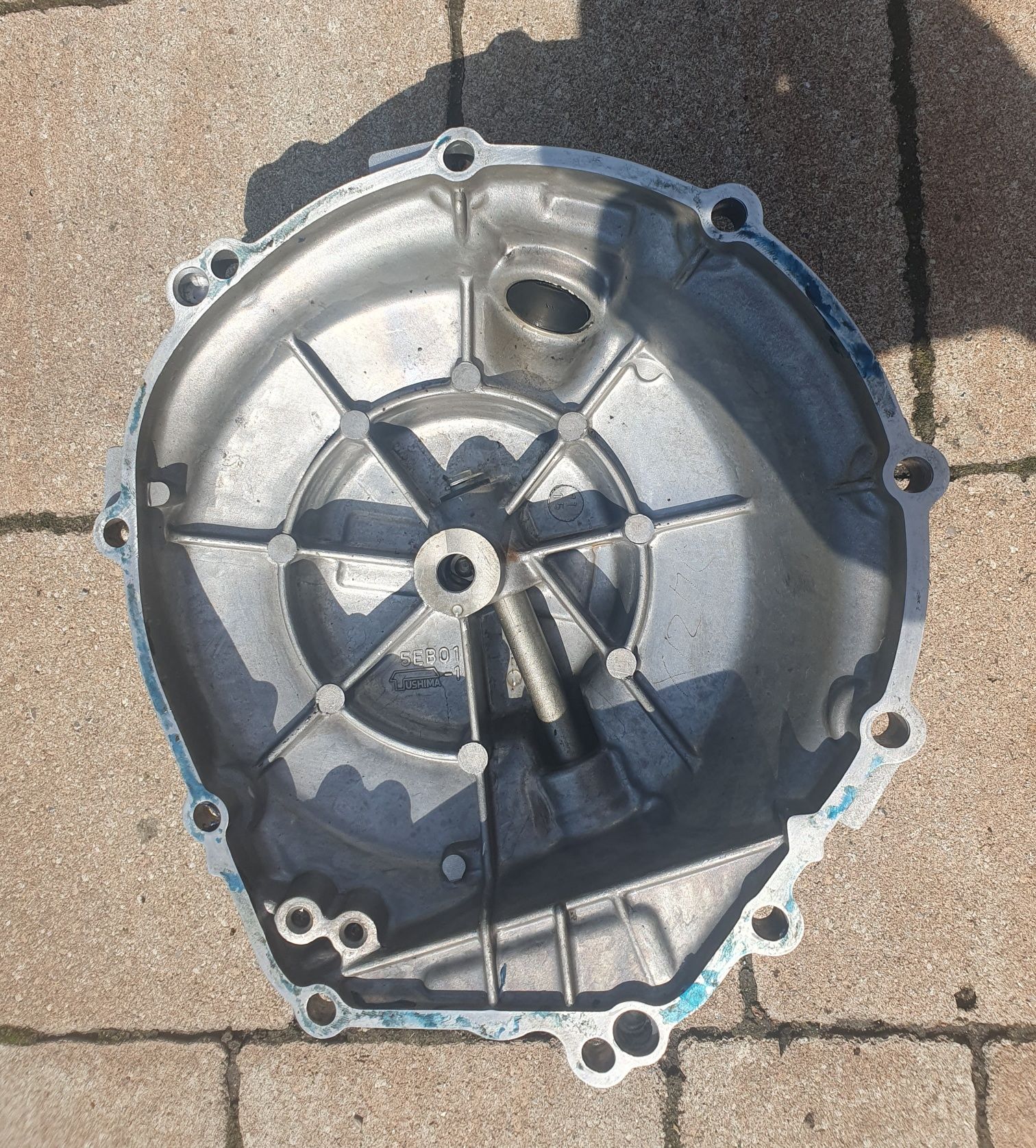 Dekiel pokrywa sprzęgła yamaha r6 98-02 rj03