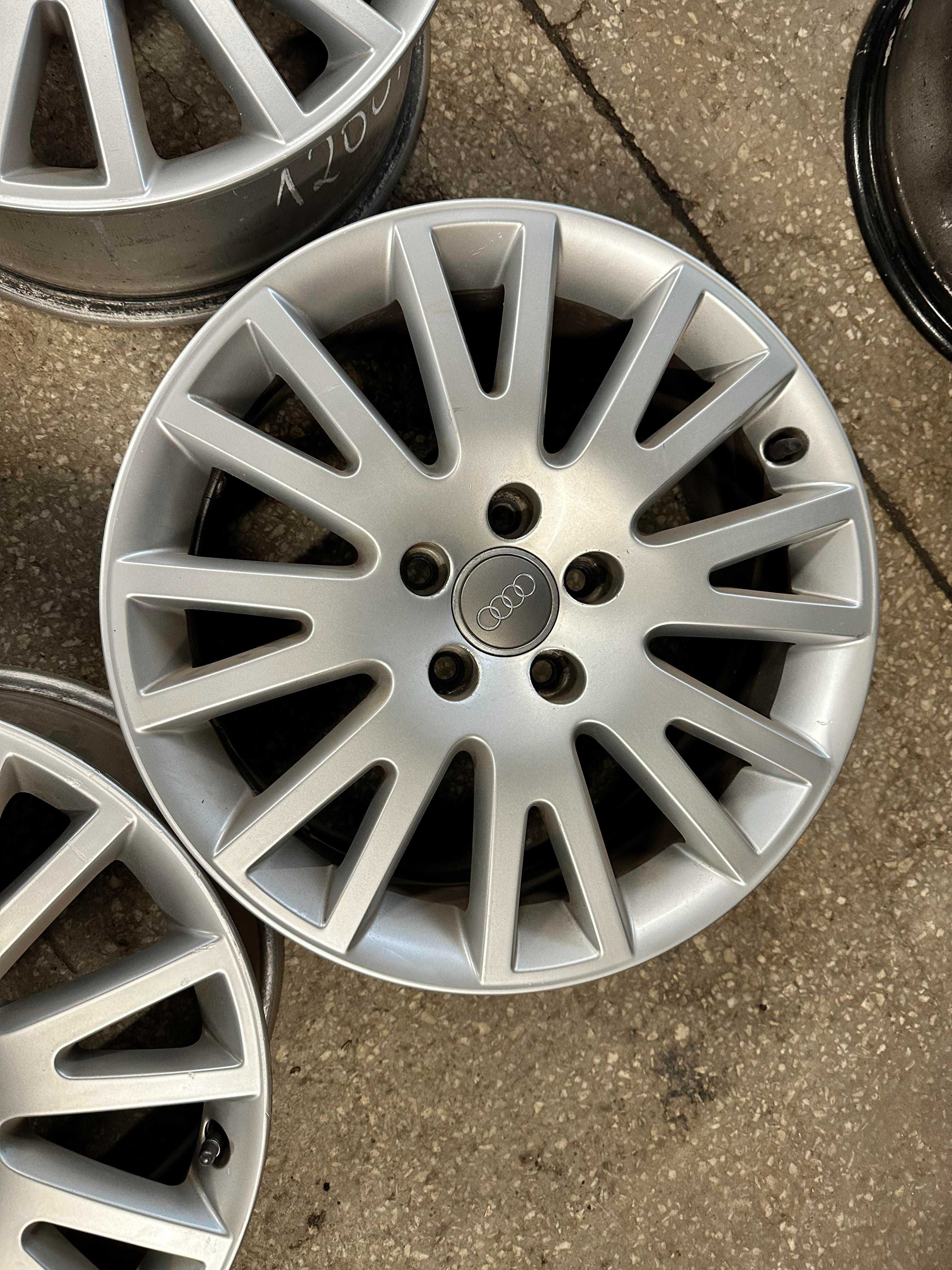 Felgi Aluminiowe Audi A6 C6 Oryginalne 17"