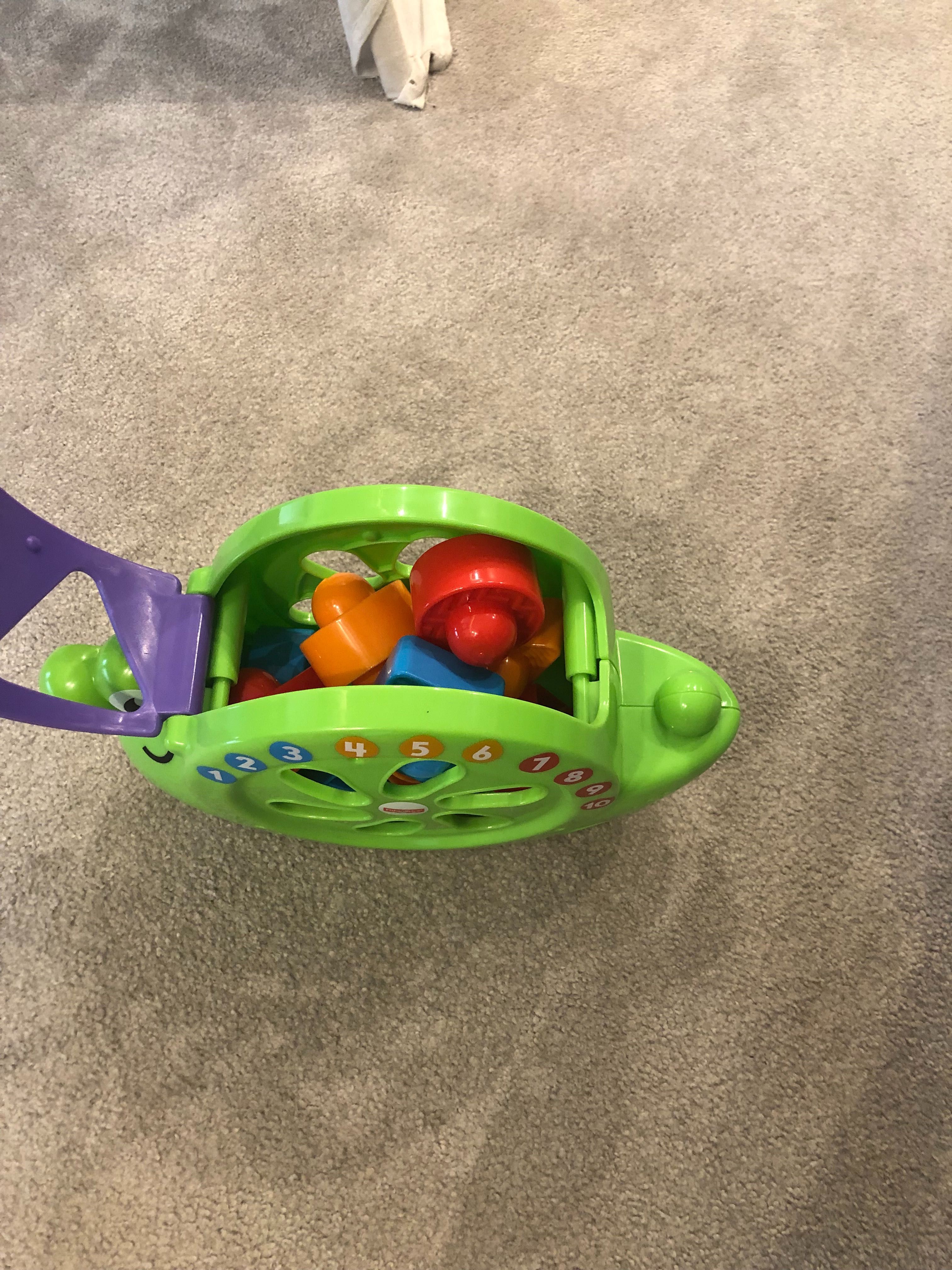 Brinquedo lagarta fisherprice
