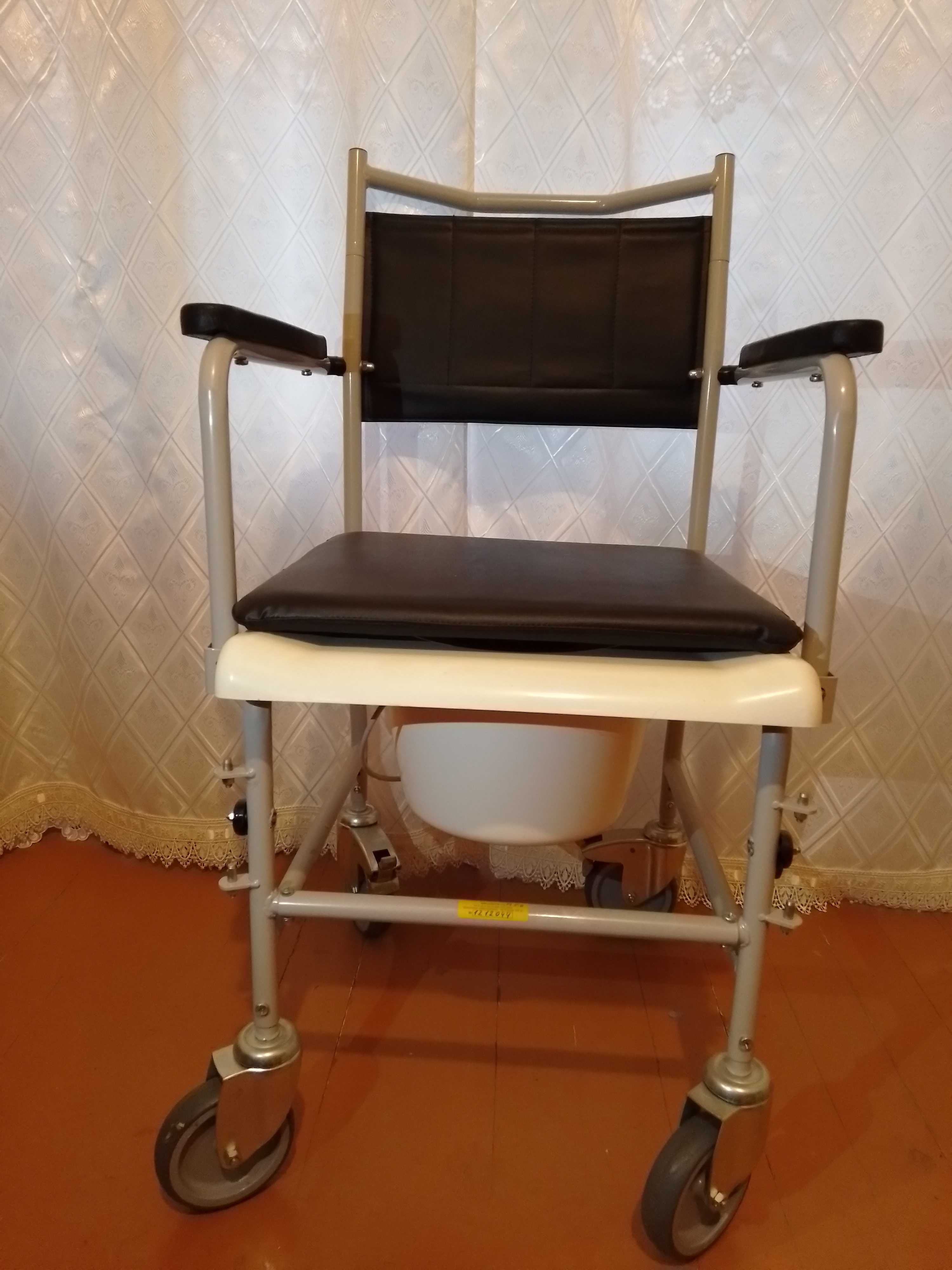 Крісло-стілець туалет на колесах, Новий, модель 123