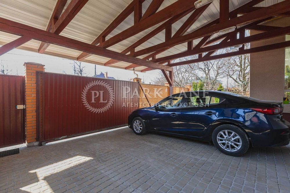 Продаю дом на Печерске по цене квартиры!