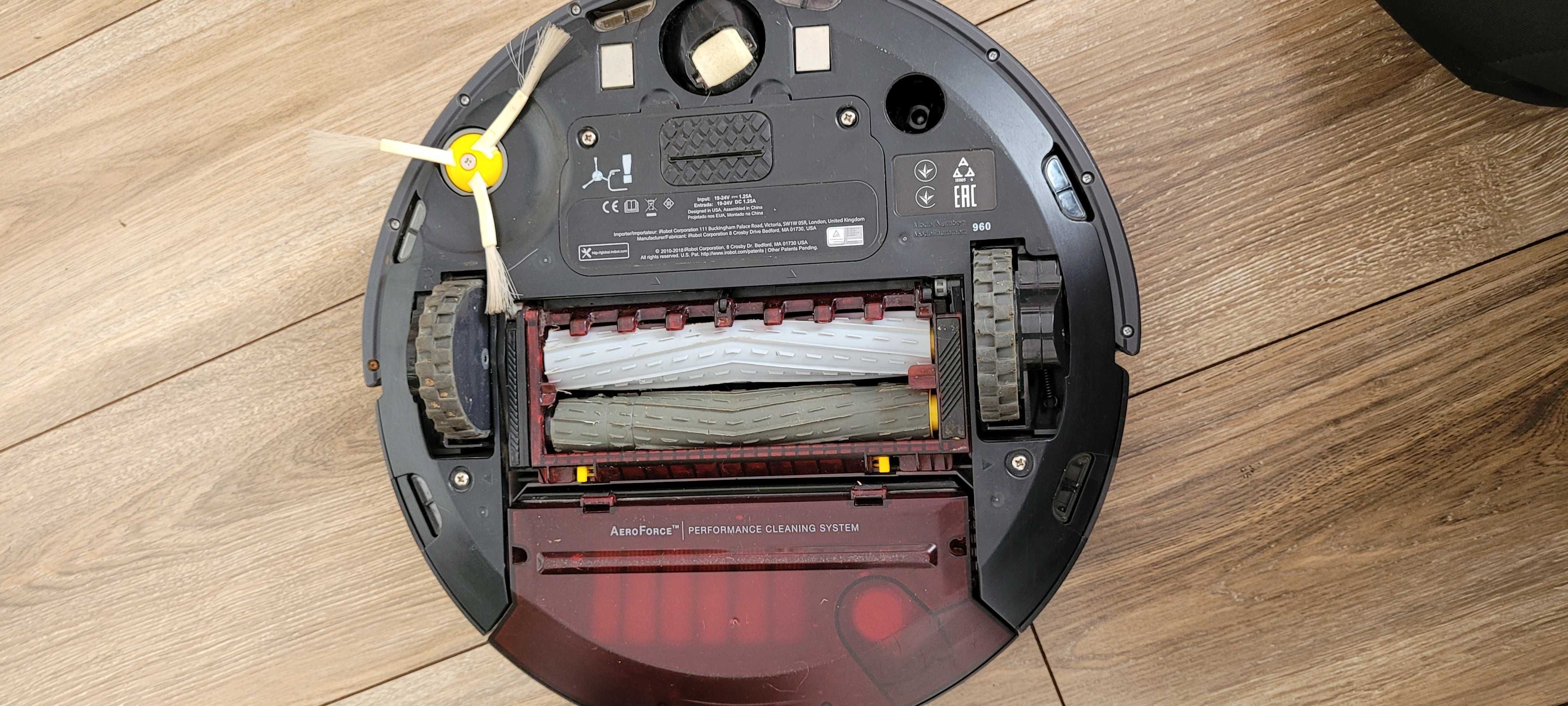 Odkurzacz i robot roomba 960