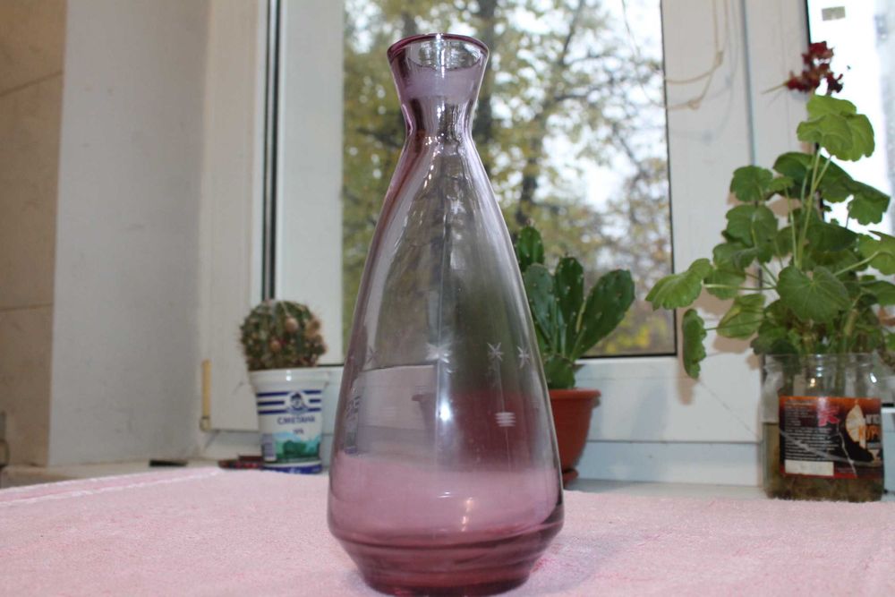 Графин цветное стекло СССР Объем 0,5 литра