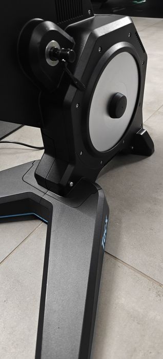 Trenażer Garmin Tacx Flux 2 Smart T2980