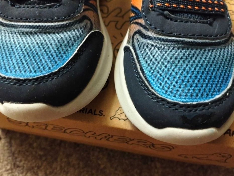 Кросівки Skechers розмір 26