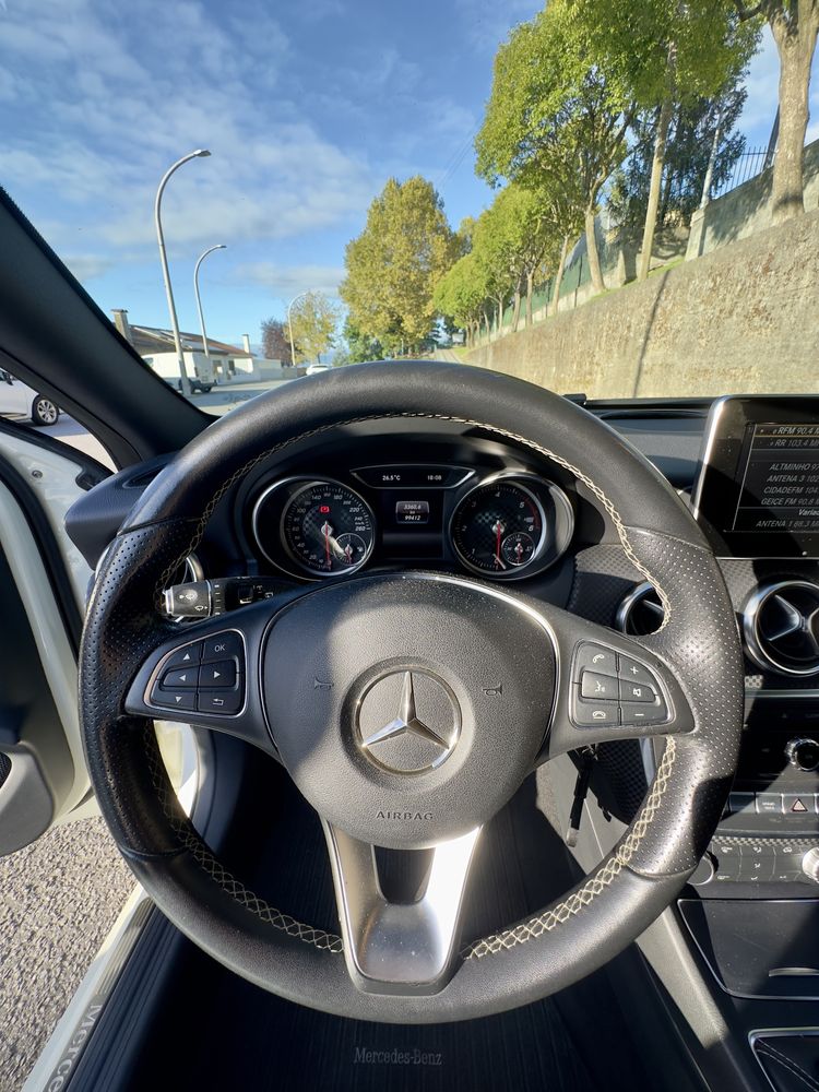 2016 Mercedes Classe A | 99000 km | Nacional