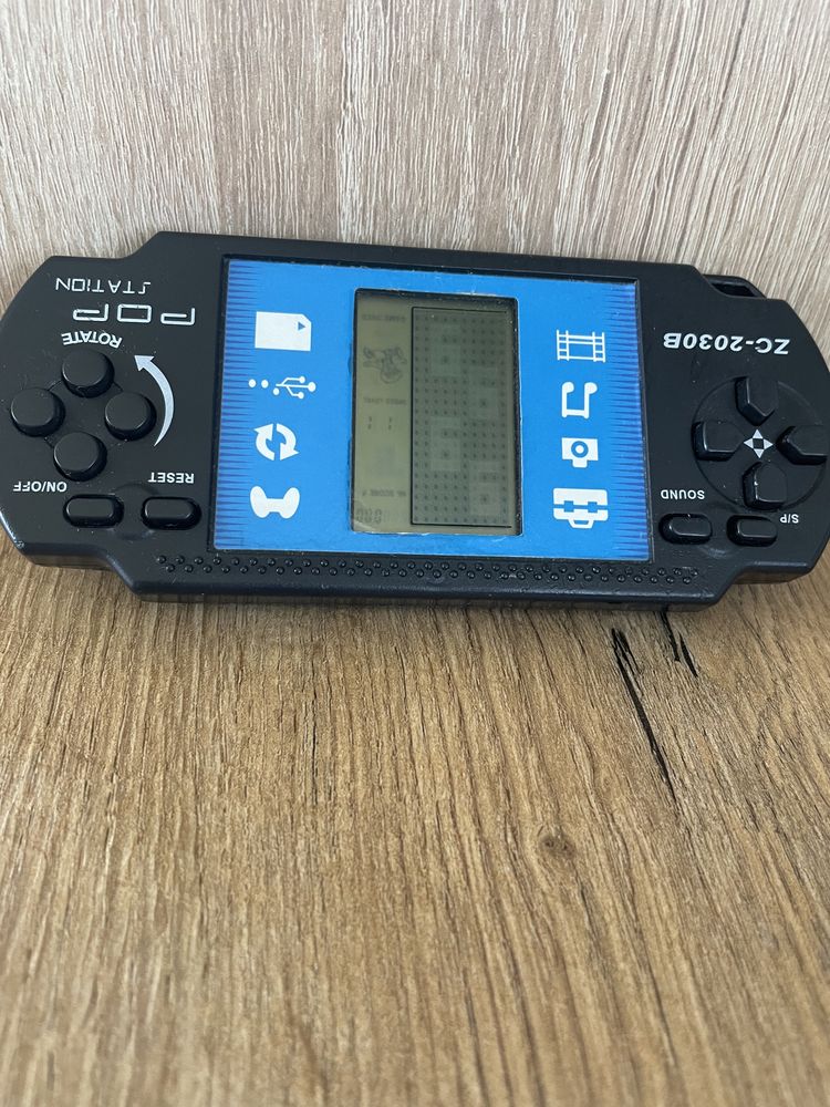 Stata elektroniczna gierka.